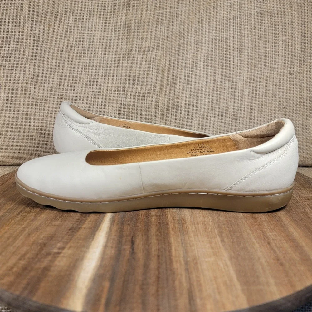 Earth Etlanden Leather Ballet Flats Ivory Comfort Slip On Shoes Women's 9.5M